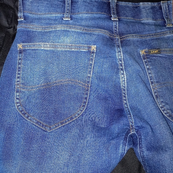 Jeans - Picture 4 of 9